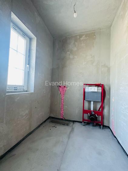 Duplex despartit prin camera tehnica - 5 camere - zona foarte buna-Mosnita Noua - 15
