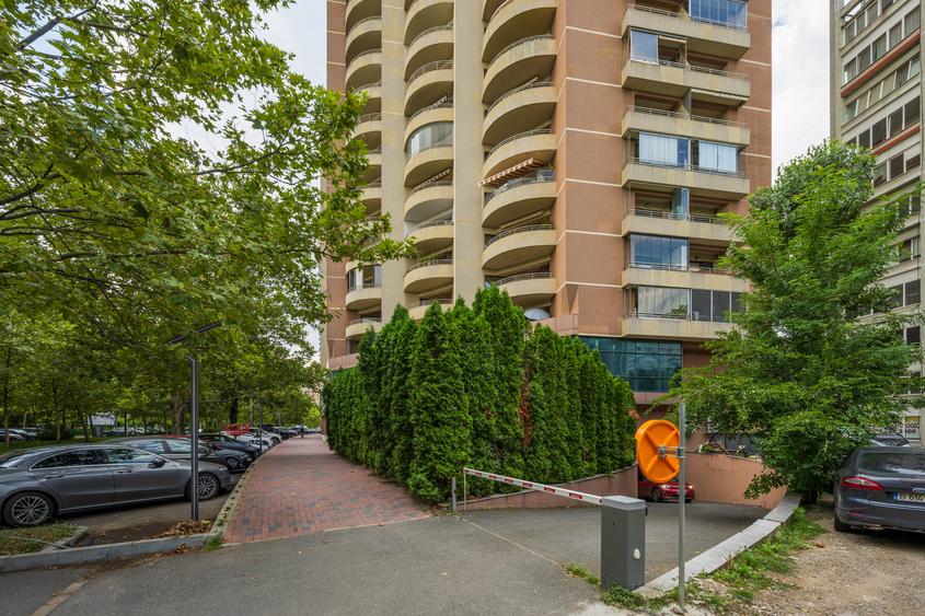 2 camere Belvedere Park impecabil terasa 23 mp vedere parc! Comision zero!