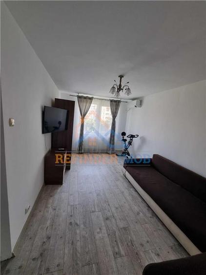 Apartament 2 camere utilat, Oltenitei - Piata Sudului