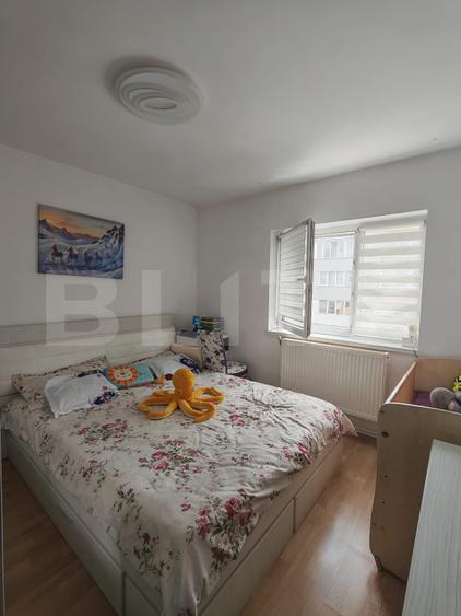 Apartament cu 4 camere, decomandat, 75 mp, zona Parcul Teilor