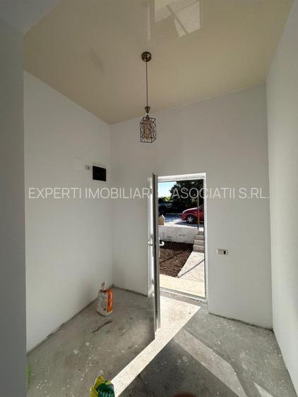 Casă 4 Camere de vânzare în Valu lui Traian | Nouă | La Alb - 16