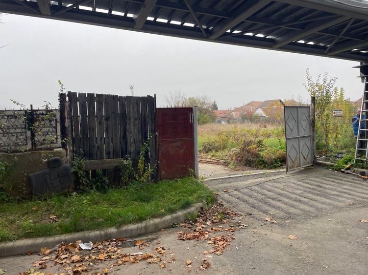 Inchiriere parcare betonata  300 mp - direct de la proprietar!