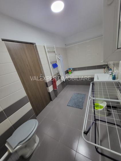 Casa cu 5 camere | 1 Dormitor la parter | Mobilata si utilata - 17