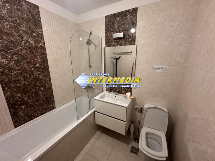 Apartament 2 camere de inchiriat Bloc Nou Cetate cu parcare - 2