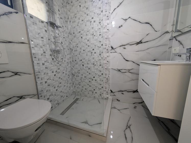 Casa premium! Hemeiusi 3 dormitoare,3 bai , terasa beci