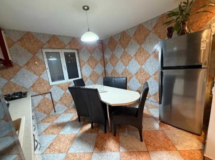 Aparatorii Patriei METROU,bl.reabilitat,et.4/8,DECOMANDAT,mobilat,utilat,AC.