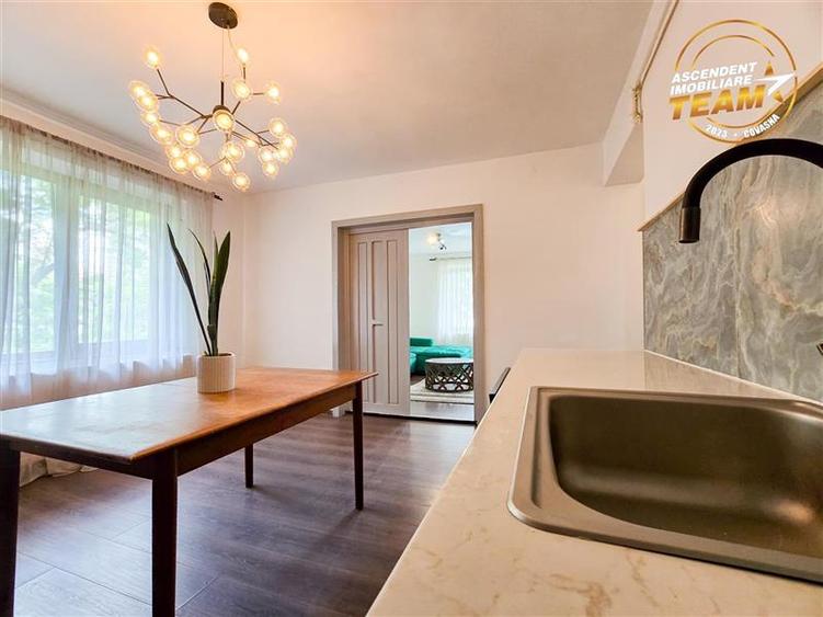 Zona ultracentrala, 2 camere decomandate, cu beci si garaj, Sfantu Gheorghe