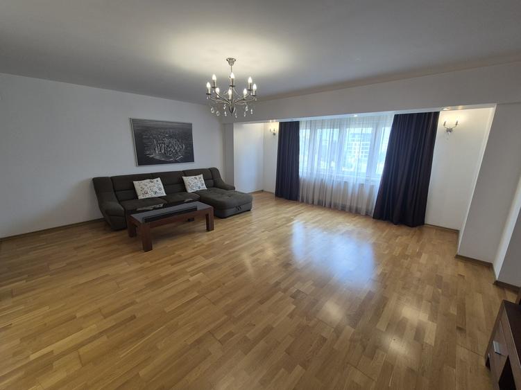 Unirii - Popa Nan, apartament 3 camere, loc parcare, c-tie2007
