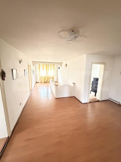 Casa 263 mp , 671 mp teren, Câmpulung Moldovenesc, Bucovina
