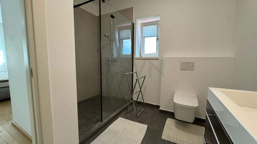 REV2005736 Vila Individuala De Vanzare l Cartier Privat langa Padure