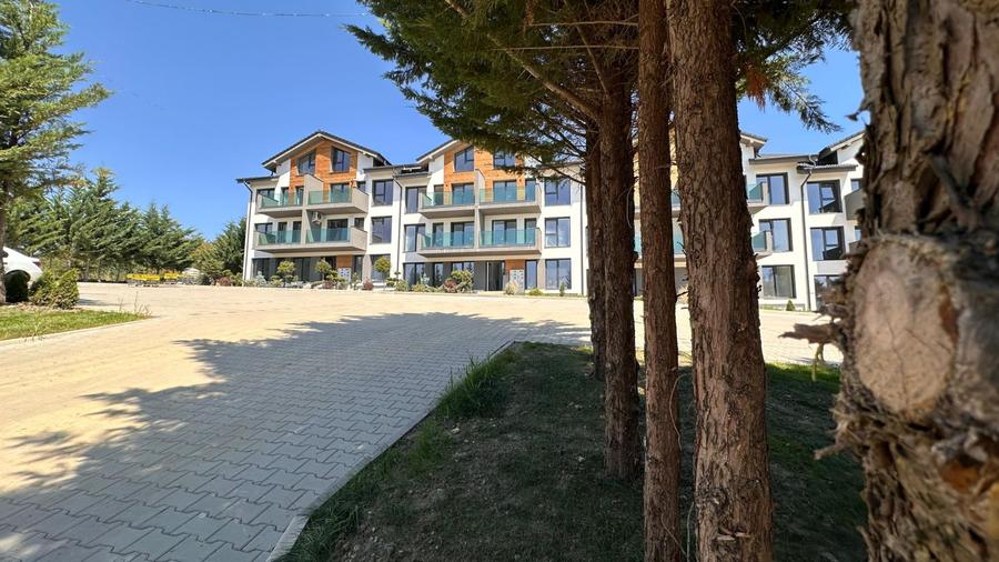 Apartament 3 camere 62mp etaj 2 cartier Davinci Cristian