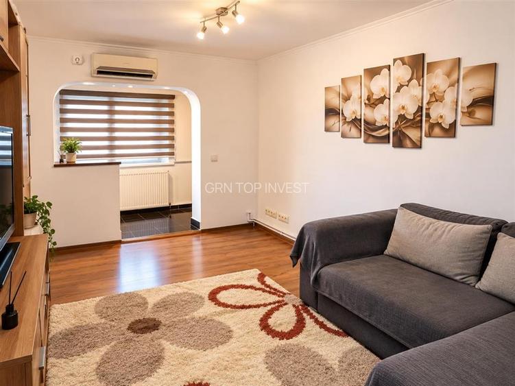 Apartament 3 camere cu balcon in  Vasile Aaron - 2