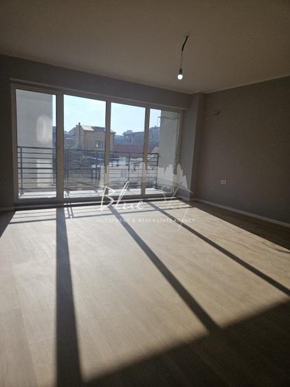 Apartament 3 camere, situat in bloc nou, Zona Dacia
