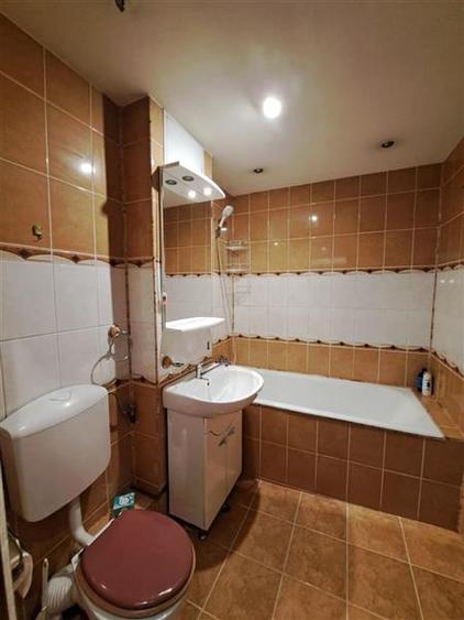 Apartament cu 3 camera, 65 mp utili, situat in cartierul Manastur!