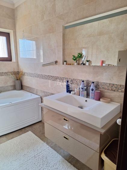 Casa deosebita, Gheorgheni, zona Iulius Mall, Parcul Gheorgheni. - 16