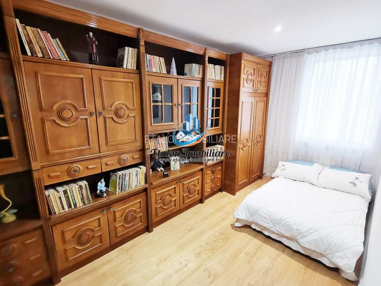 Apartament 2 camere, etaj 1, ultracentral, zona Muzeu Piatra Neamt - 2