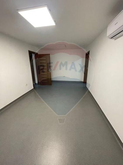 Spațiu comercial de 43.72mp de închiriat în zona Central