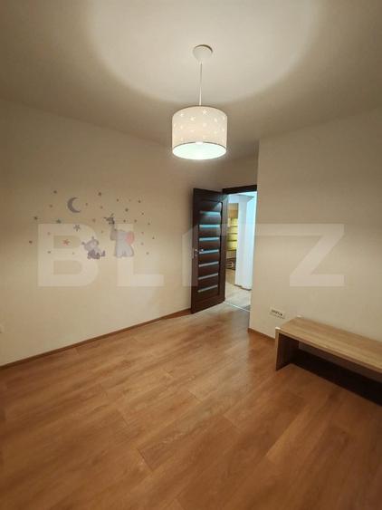 Apartament vânzare/închiriere, cu 3 camere, 70 mp, zona Fortuna