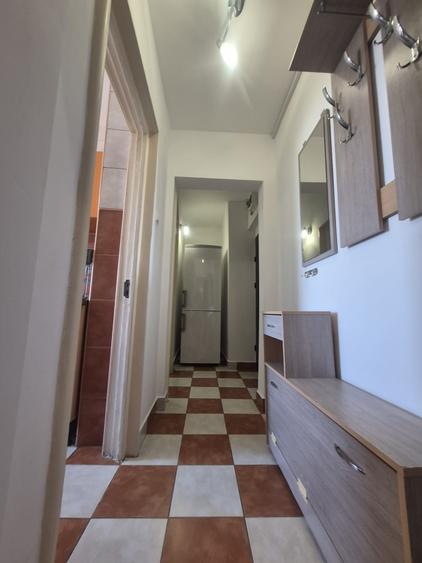 3 camere/Drumul Taberei/ renovat/ A.C/ metrou