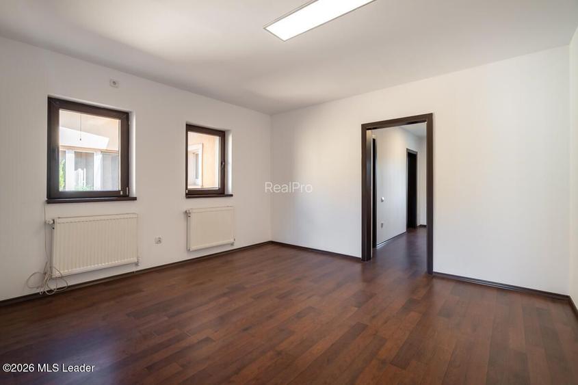 Cotroceni - Carol Davila, Townhouse 232 Mp - Oportunitate Rara - 52