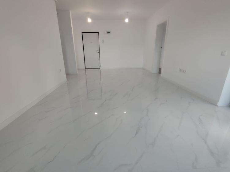 Inchiriere Apartament 3 camere semidecomandat, 60 mp, Porii