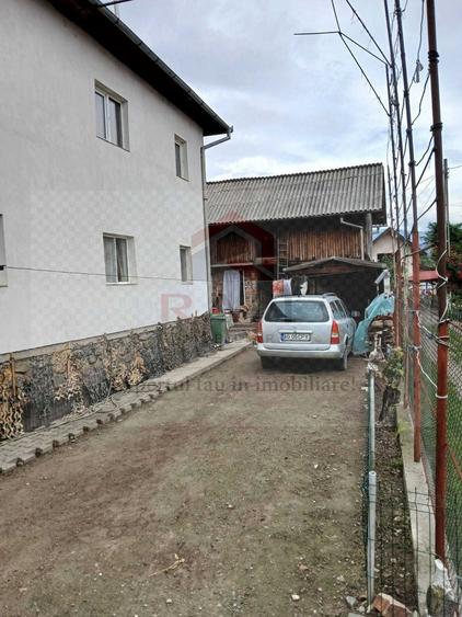 Casă individuală 6 camere de vânzare Corbeni Oeștii Ungureni Argeș