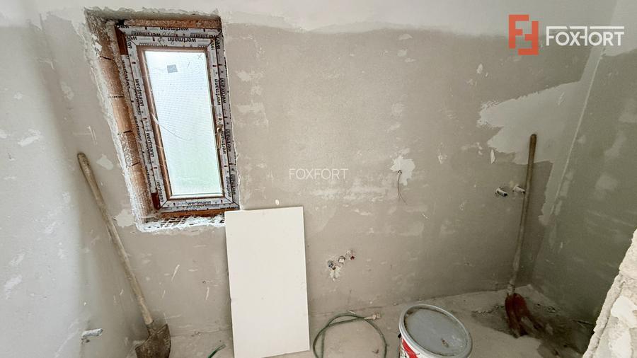 Duplex de vanzare 5 camere cu toate utilitatile - Mosnita Noua - 19