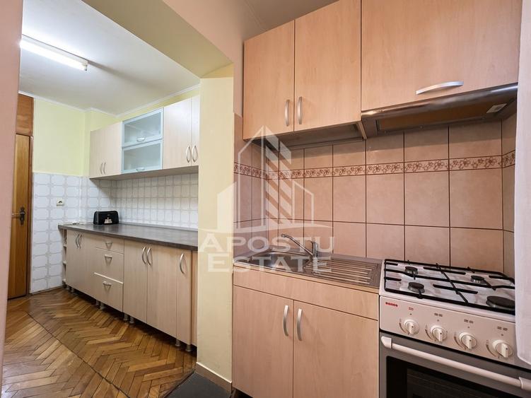 Apartament 3 camere de vanzare, zona Lipovei, Timisoara