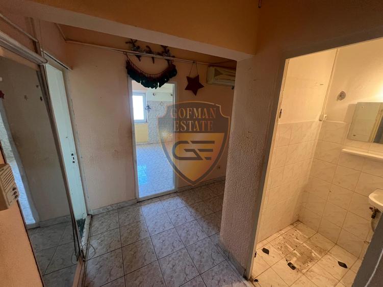 3 camere Decomandat 4/4 – Faleză Nord, Strada Unirii
