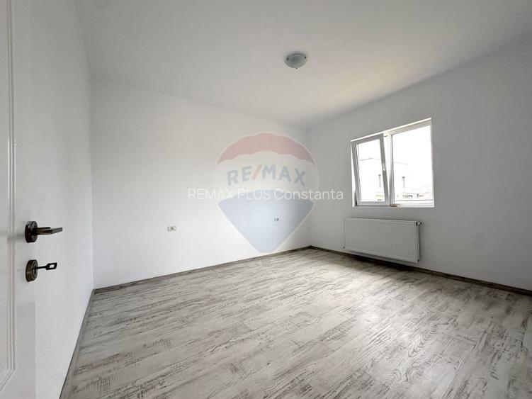 Casă cu 3 camere  Valu lui Traian - 5