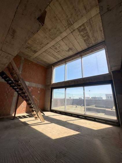 PENTHOUSE CU PISCINA AVIATIEI 370 MP + 400 MP TERASA