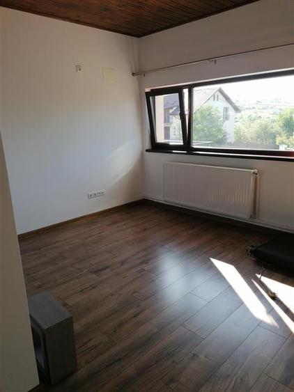 Casa /Vila de inchiriat Bucium - 850 euro