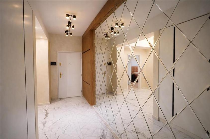 Penthouse Qualis Tractorul Brasov,terasa panoramica,3 balcoane,ales echipat