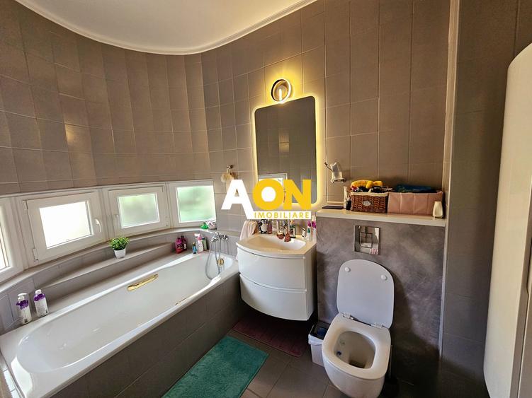 Casă de lux D+P+1, Cetate Alba Iulia, 616 mp, teren 937 mp, 2 garaje