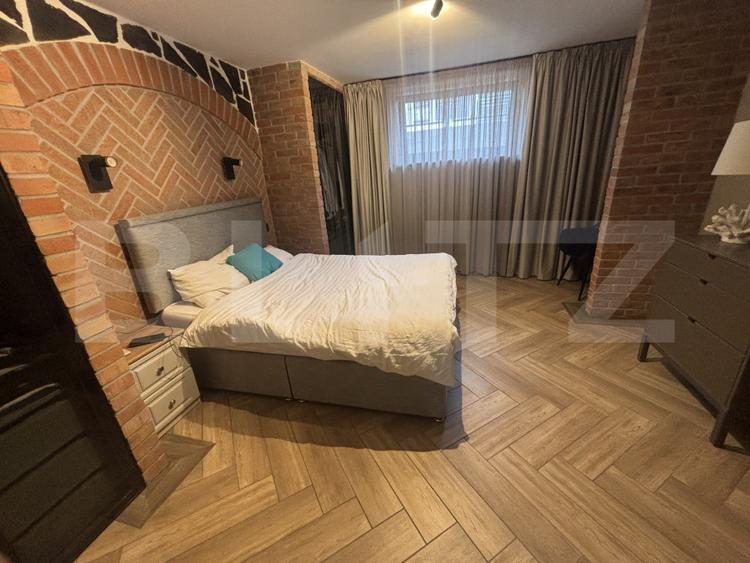 Casa tip pensiune, ideala pentru dezvoltare, 9 camere, 380 mp-Simleu SIlvaniei