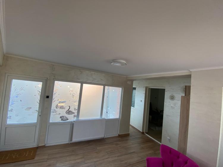 Apartament cu 3 camere, zona Bucium - Hanul "Trei Sarmale"
