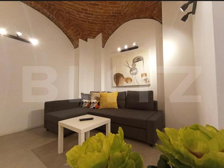 Clădire de patrimoniu din secolului XIX, de vanzare, zona Fabric - COMISION 0