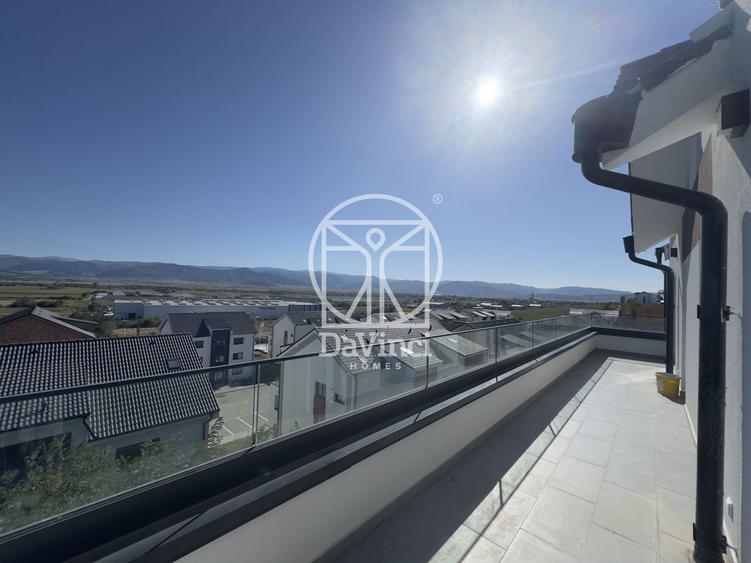 Penthouse 3 camere, 2 bai si dressing, intabulat, contoare montate