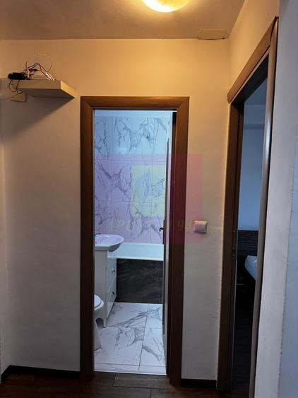 Apartament 2 camere, decomandat,