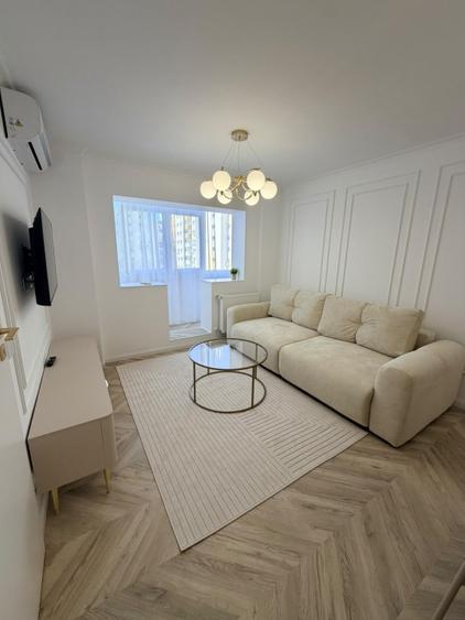 Margeanului, 13 Septembrie , Apartament Exclusivist, Centrala Proprie, Liber