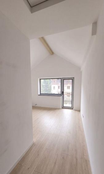 Apartament cu 2 camere 59,40 mp + 30 mp pod - Busteni - comision 0%
