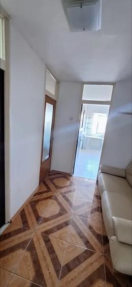 Garsonieră 40 mp, decomandată, balcon închis, 6/8, 5 min metrou Lujerului