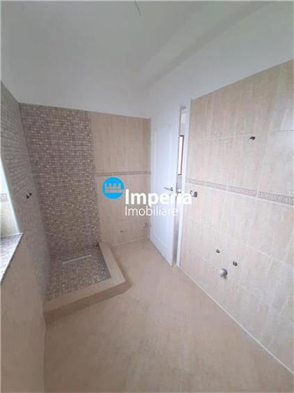 Duplex 5 cam si 2 bai, 300 teren, Beci, Lunca Cetatuii, Centura