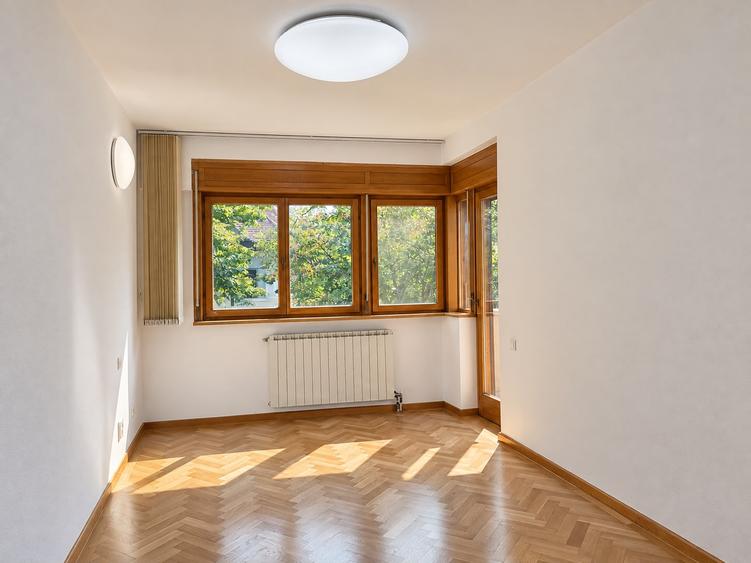 Aviatorilor | Etaj 1 | 200 mp | 5 camere | Garaj + boxă | 2 terase