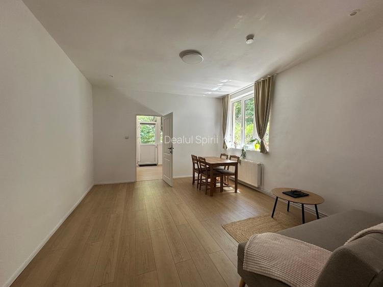 Ap Central la Casă, 65 MP, Garaj, Zona Verde, 2.5 Camere, Terasă 20 MP, 1700 MP - 2