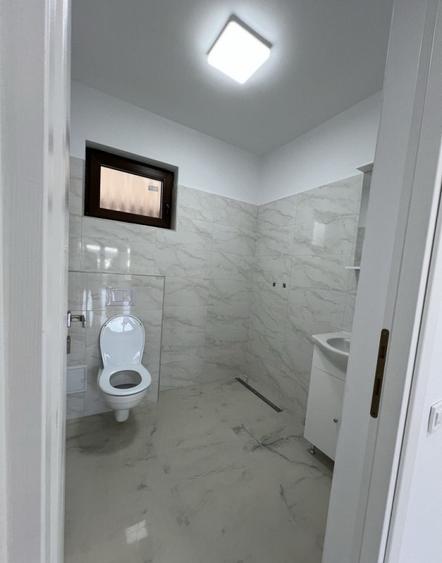 Spatiu comercial cu VAD si vitrina la strada, 70mp, cartier Terra
