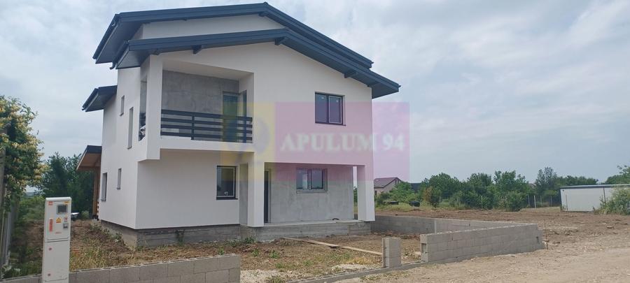 Săbăreni, casă p+1E+m, 5 camere, 3 bai, terasă acoperită, CT