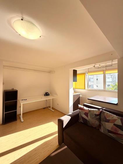 Titan / Apartament Mobilat / Centrala Proprie / Zona Superba