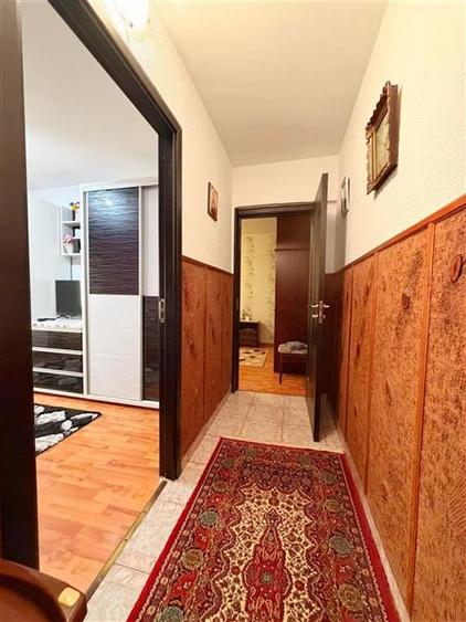 Oferta buna! Apartament gata de mutat, 3 camere, decomandat, etaj 3/4, str Sitar