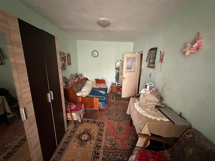 Ap 4 cam,parter/4,82 mp utili, zona Pompieri, PRETABIL CABINET, ETC